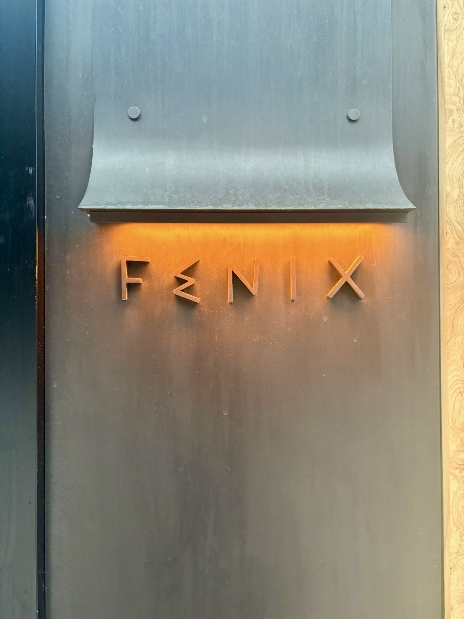 Review: Fenix Greek Restaurant, Amazing Aesthetic in Manchester